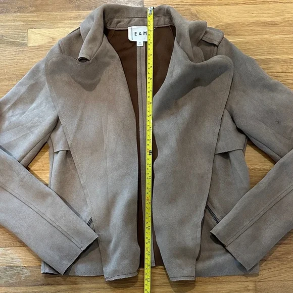 E&M | Women's Tan Suede moto style Jacket - Picture 3 of 13